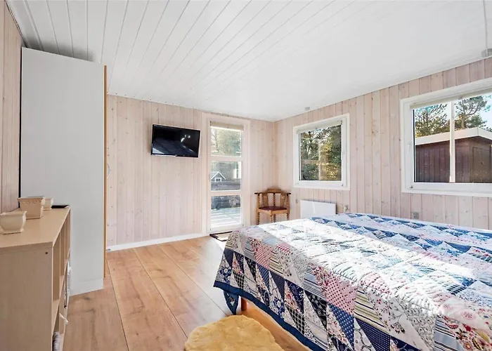 Bv173-blavand-ved-skoven-15 بيت للعطل